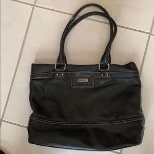 Pretty black Kate spade bag